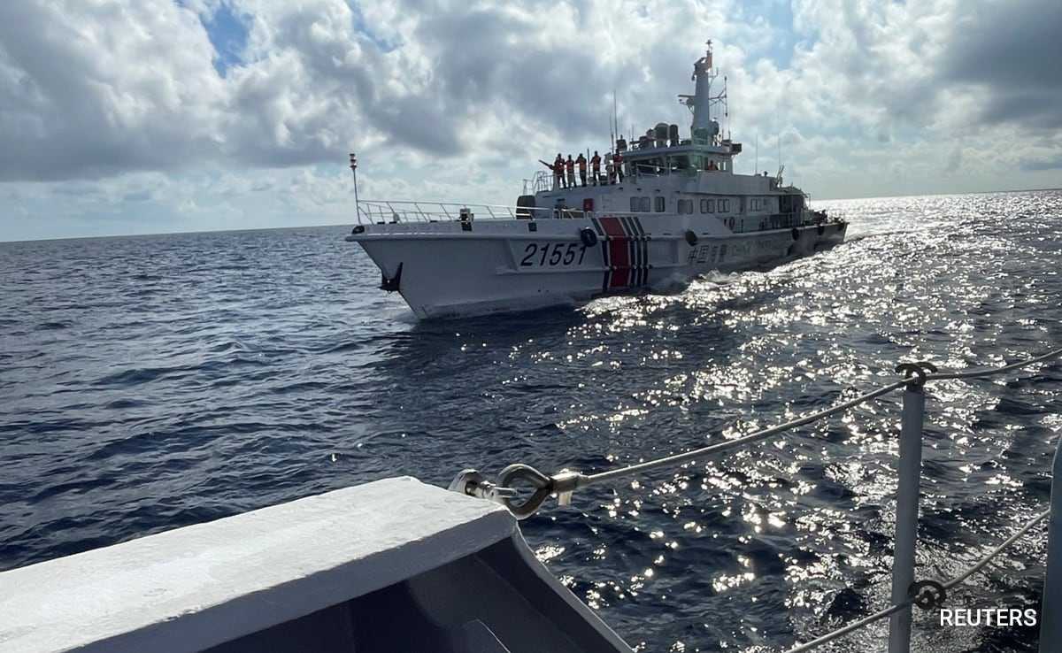 China Vessels, Philippine Boats, Second Thomas Shoal, Spratly Islands, Beijing, Manila, South China Sea