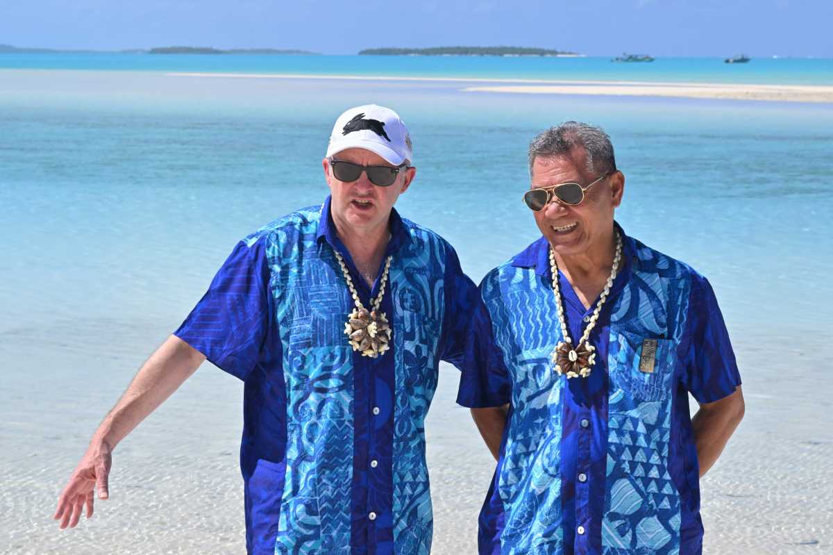 Australia And Tuvalu Sign Groundbreaking Treaty With Visa Agreement