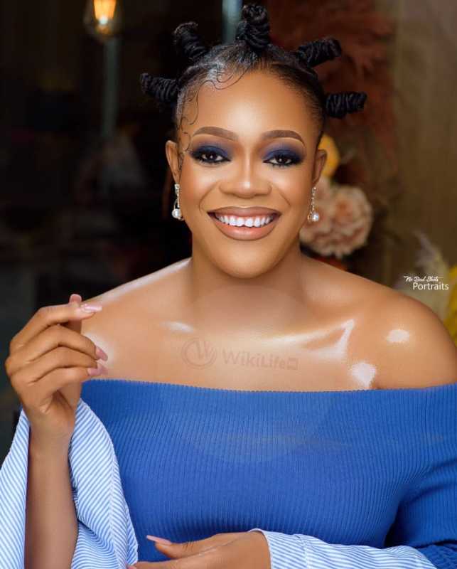 Eve Esin: Biography, Family, Education, Career And Net Worth