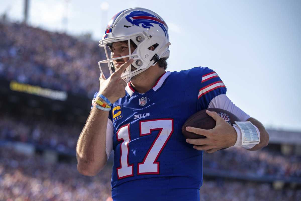 Nfls Ridiculous Taunting Penalty Costs Josh Allen And The Bills