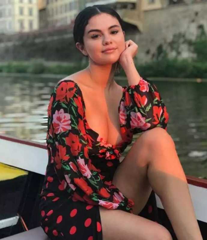 Selena Gomez: Biography, Family, Education, Career And Net Worth