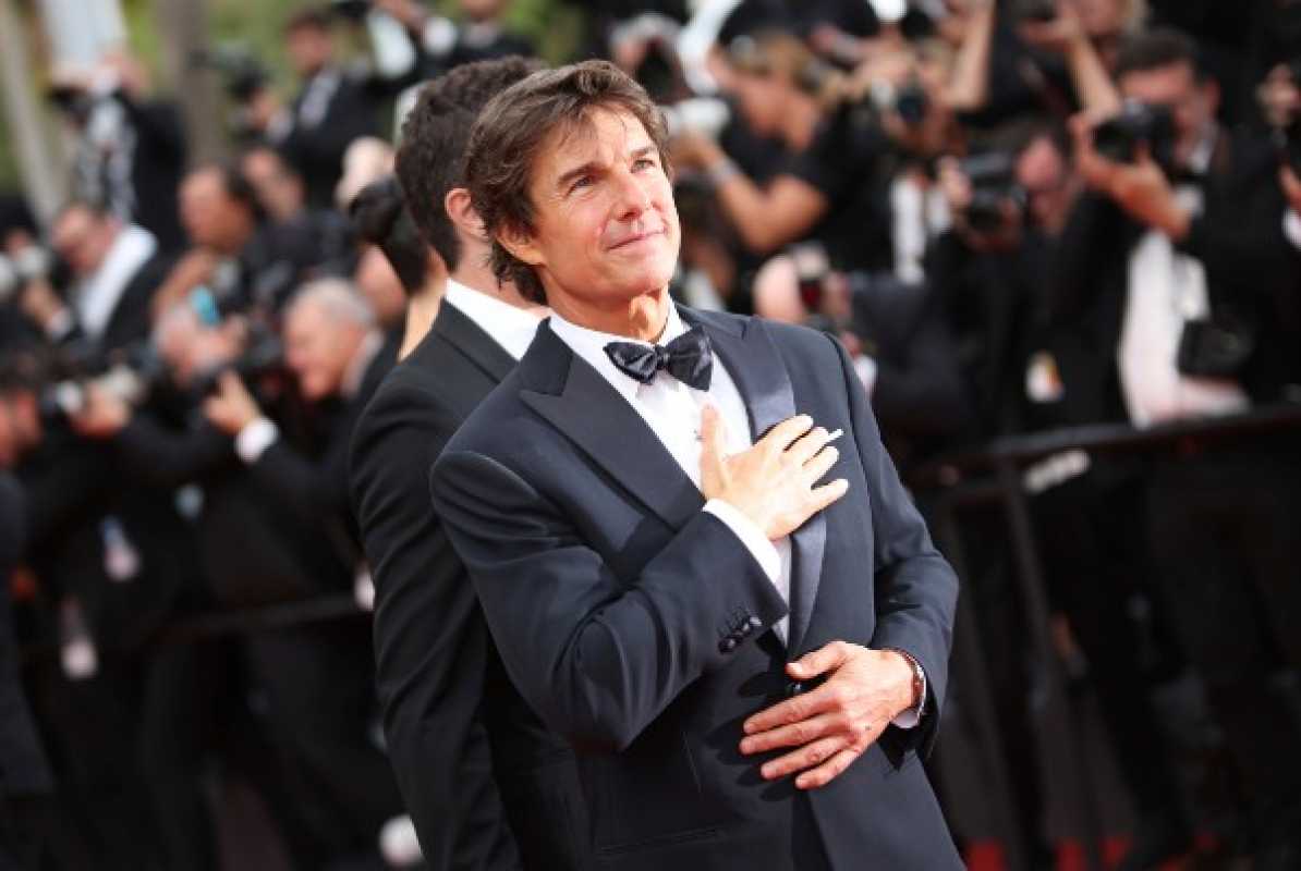 Tom Cruise Receives Lifetime Achievement Award At The Global Film Festival