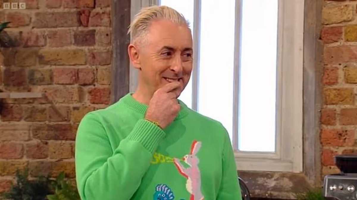 Actor Alan Cumming Leaves Saturday Kitchen Viewers In Hysterics With Cheeky Innuendos