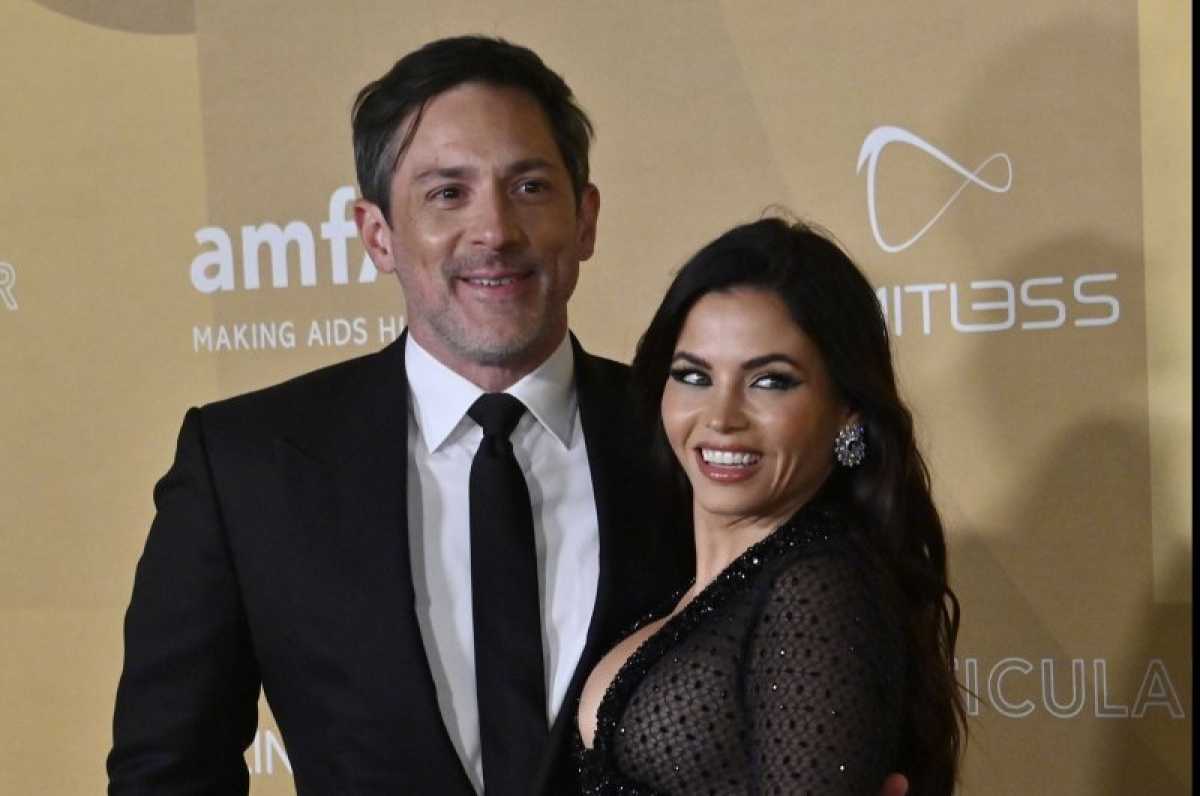 Actress Jenna Dewan Expecting Third Child With Fiancé Steve Kazee