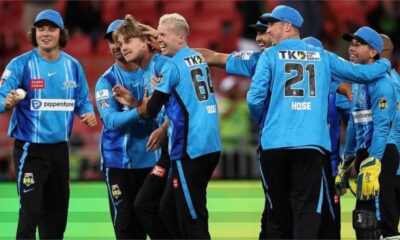 Adelaide Strikers Pull Off Stunning Upset To Knock Out Defending Champions