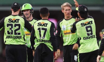 Adelaide Strikers Secure Final Spot With Dominant Victory Over Sydney Thunder