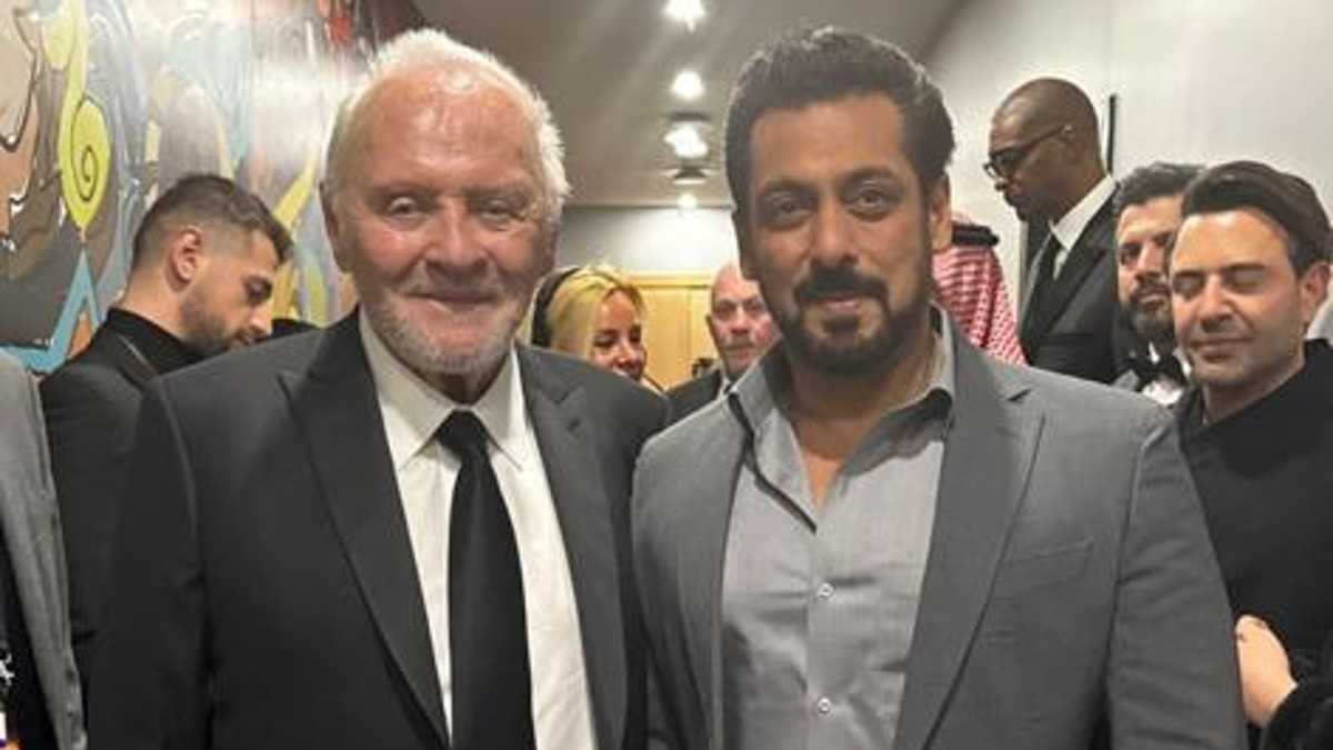 Anthony Hopkins Meets Salman Khan At Joy Awards In Riyadh, Expresses Gratitude