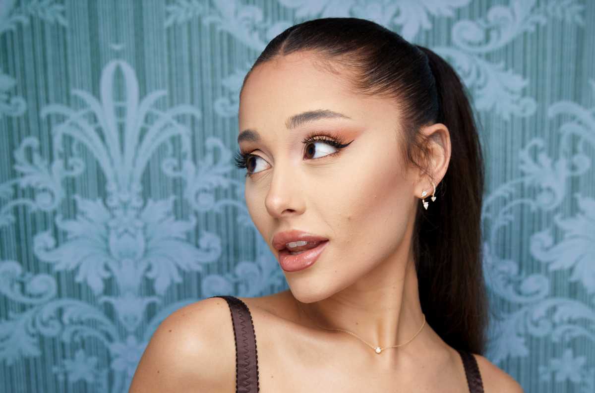 Ariana Grande Collaborates With R.e.m. Beauty For New Balletcore Makeup Collection