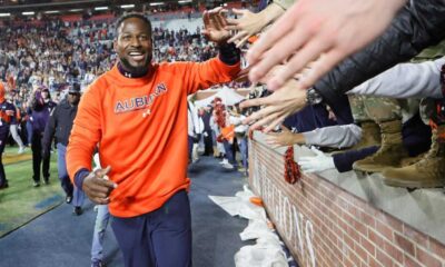 Auburn Rb Coach 'cadillac' Williams Resigns: Tigers' Legend Served As Interim Head Coach In 2022