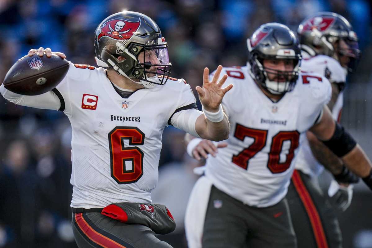 Baker Mayfield Overcomes Injuries To Start Playoff Opener For Buccaneers