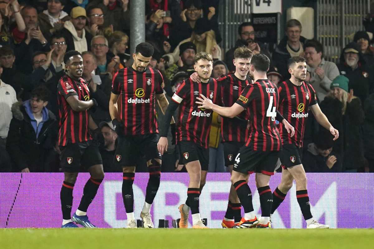 Bournemouth Cruise Past Swansea City In Fa Cup Fourth Round