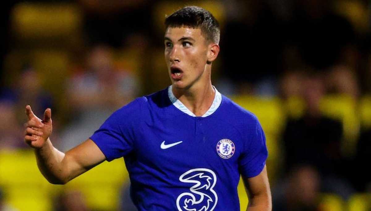 Chelsea's Promising Talent Cesare Casadei Makes Premier League Debut