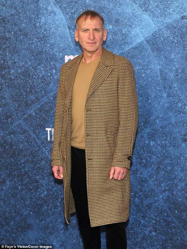 Christopher Eccleston Admits Actress Falsely Accused Him Of Misconduct During A Sex Scene