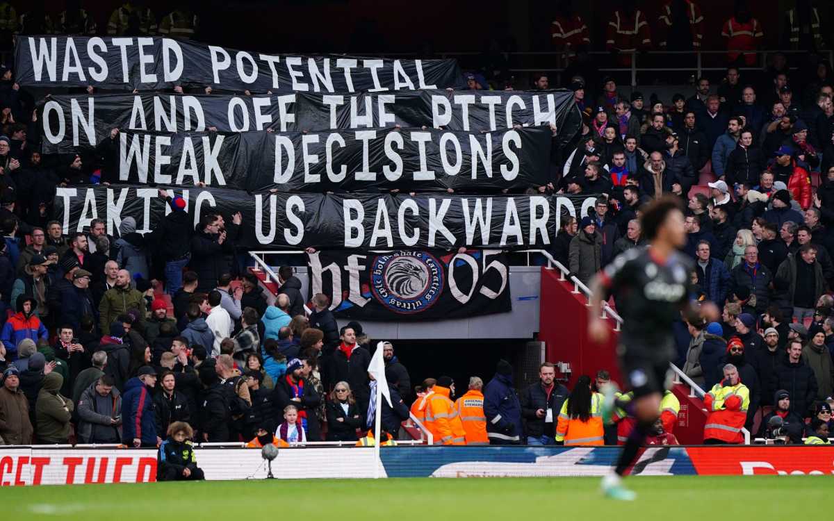 Crystal Palace Manager Under Fire As Relegation Fears Grow