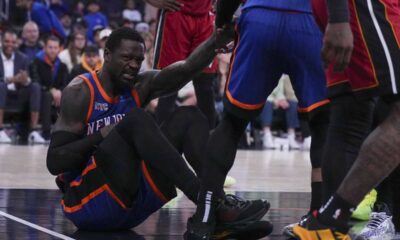 Knicks' Julius Randle Suffers Dislocated Shoulder In Win Against Heat