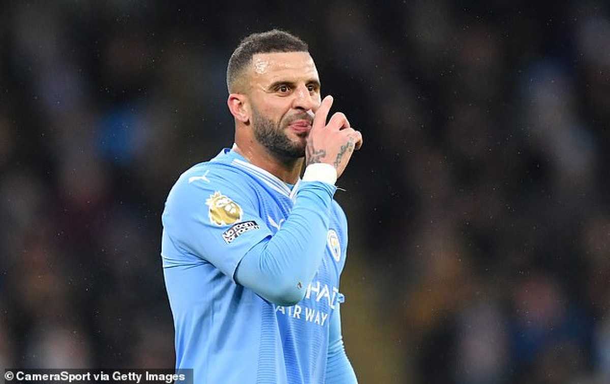 Kyle Walker Teased By Team Mates Over Lauryn Goodman Rumors