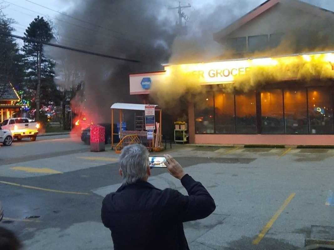 Landmark Super Grocer In Steveston Destroyed In Devastating Fire