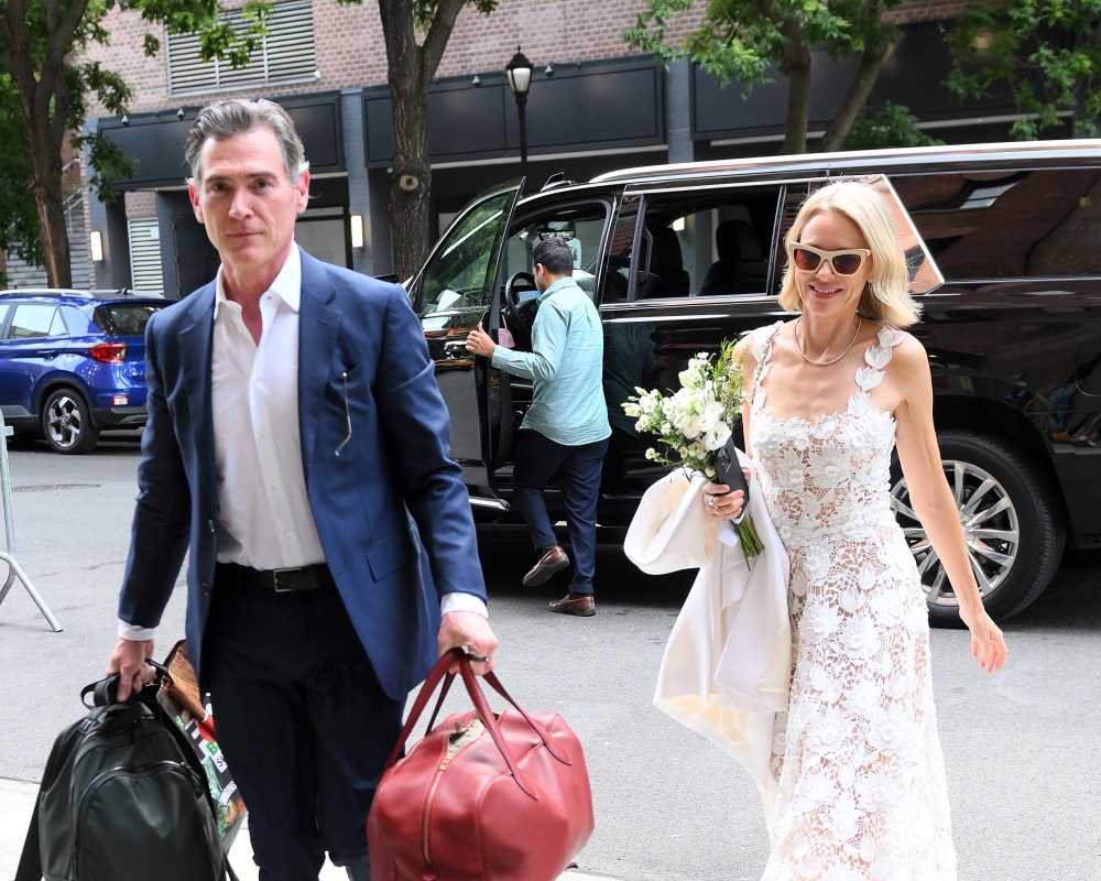 Naomi Watts And Billy Crudup Opt For Simple Wedding In New York