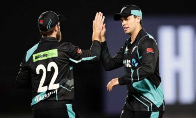 New Zealand Defeats Pakistan In High Scoring T20 Match