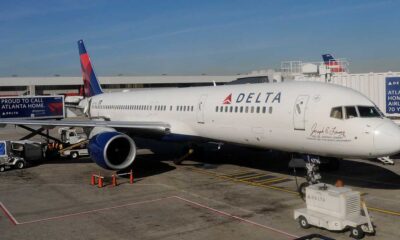 Nose Wheel Falls Off Boeing 757 Jet During Taxiing At Atlanta Airport