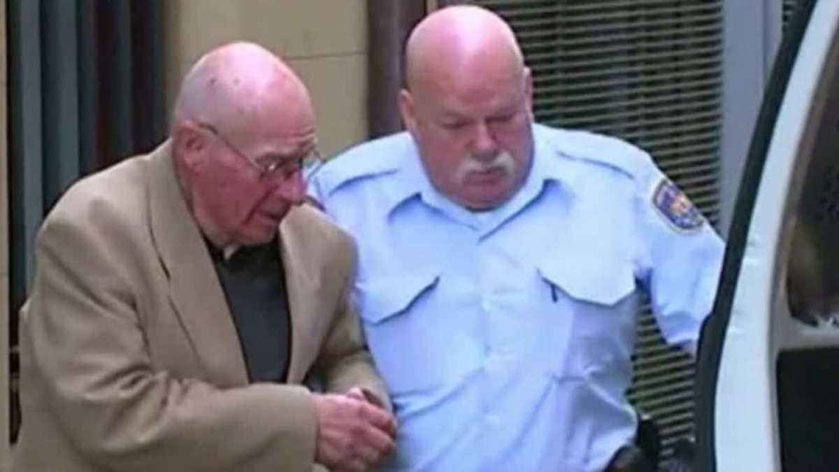 Notorious Former Detective And Killer Cop Roger Rogerson Hospitalised And Close To Death