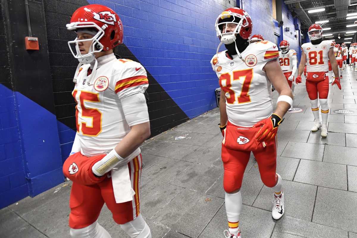 Patrick Mahomes And Travis Kelce Break Nfl Playoff Touchdown Record