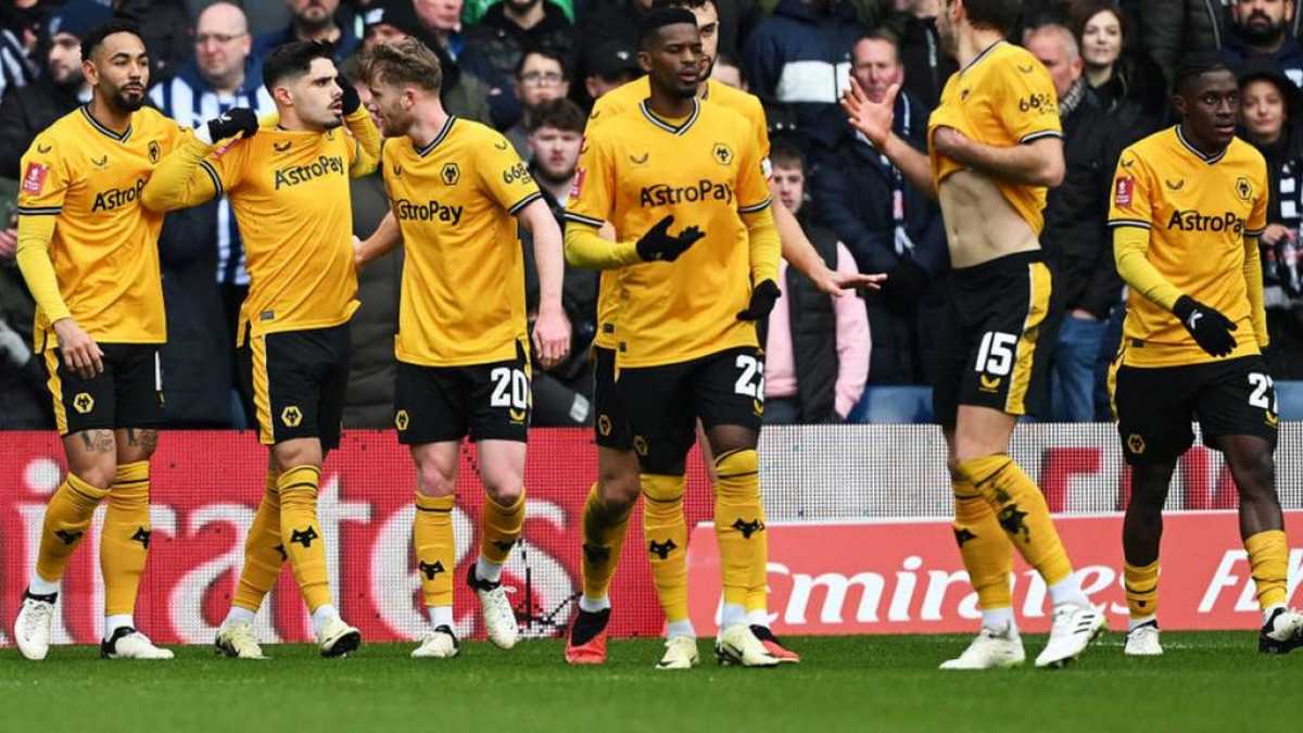 Pedro Neto's Solo Goal Puts Wolves Ahead Against West Brom