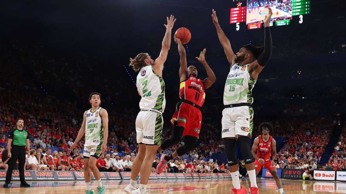 Perth Wildcats Extend Winning Streak With Dominant Victory Over South East Melbourne Phoenix