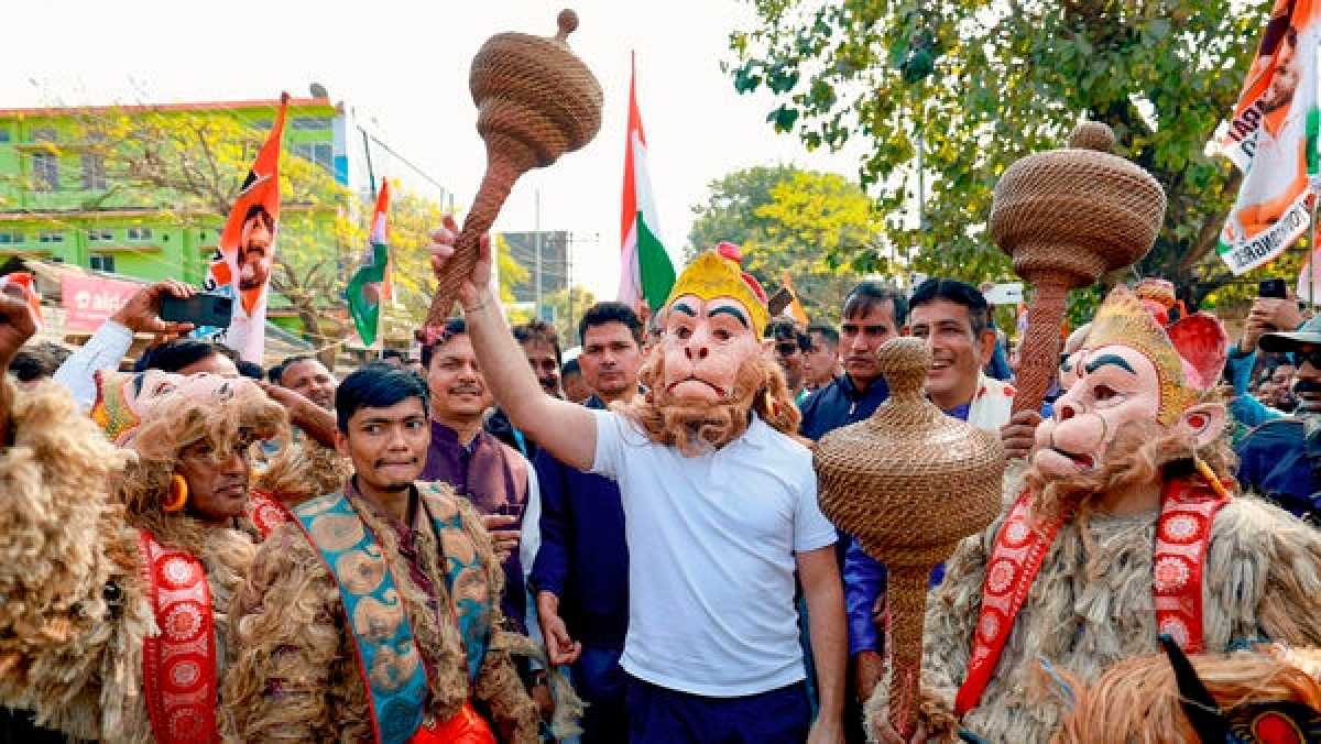 Rahul Gandhi Joins Cultural Programme In Assam's Majuli, Poses As ‘bajrang Bali’