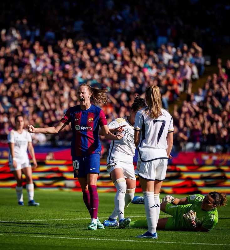 Real Madrid Women's Team Faces Barcelona In Spanish Supercup Semifinals