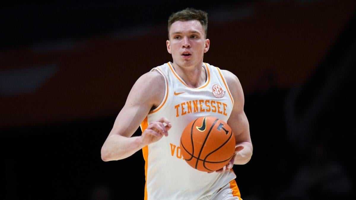 Tennessee Continues Domination Over South Carolina In Sec Matchup