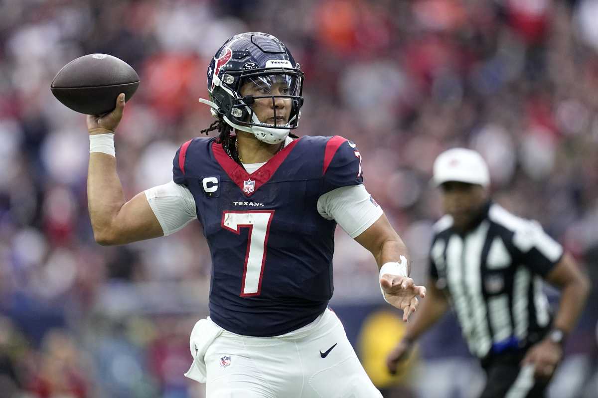 Texans Quarterback C.j. Stroud Connects With Nico Collins On Explosive Play