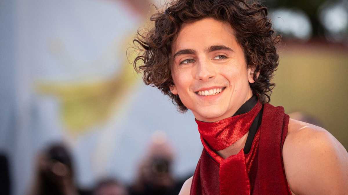 Timothée Chalamet Wins Best Actor Award At Venice Film Festival