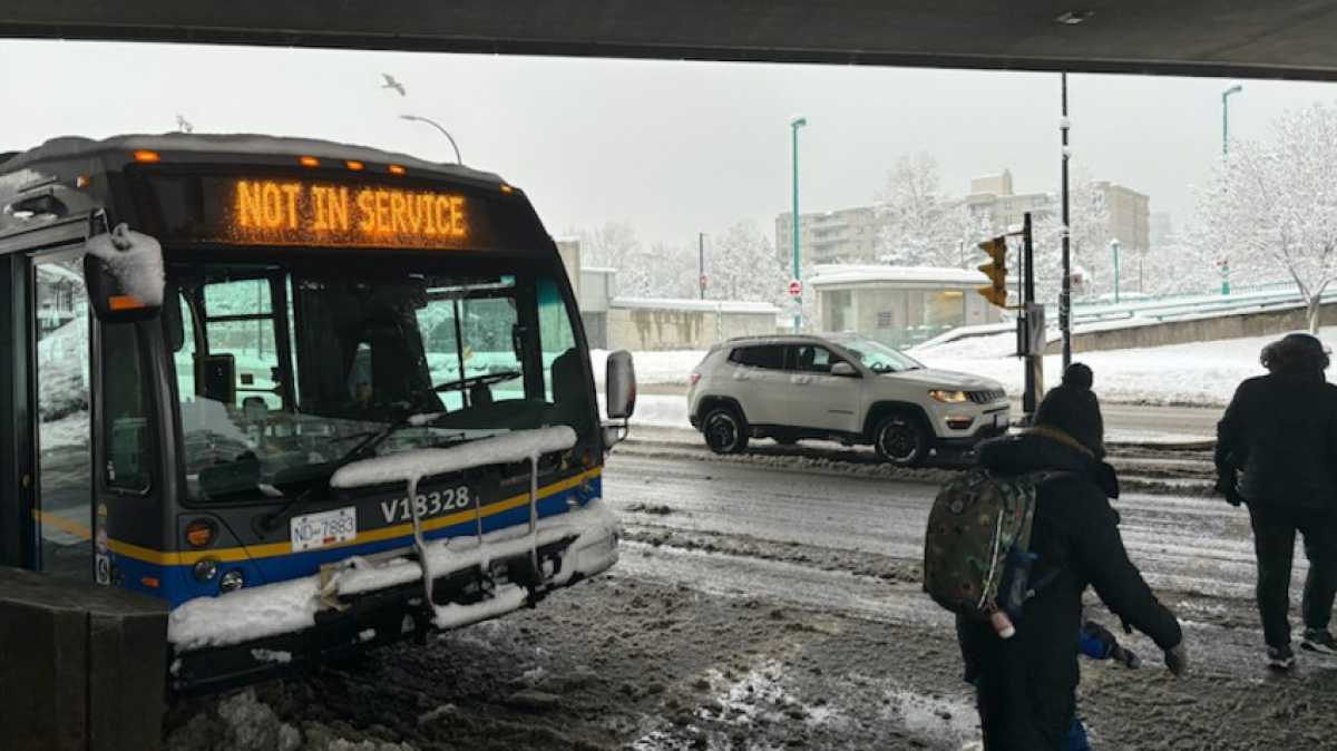 Transit Strike Threatens To Shut Down Skytrain Operations In Metro Vancouver