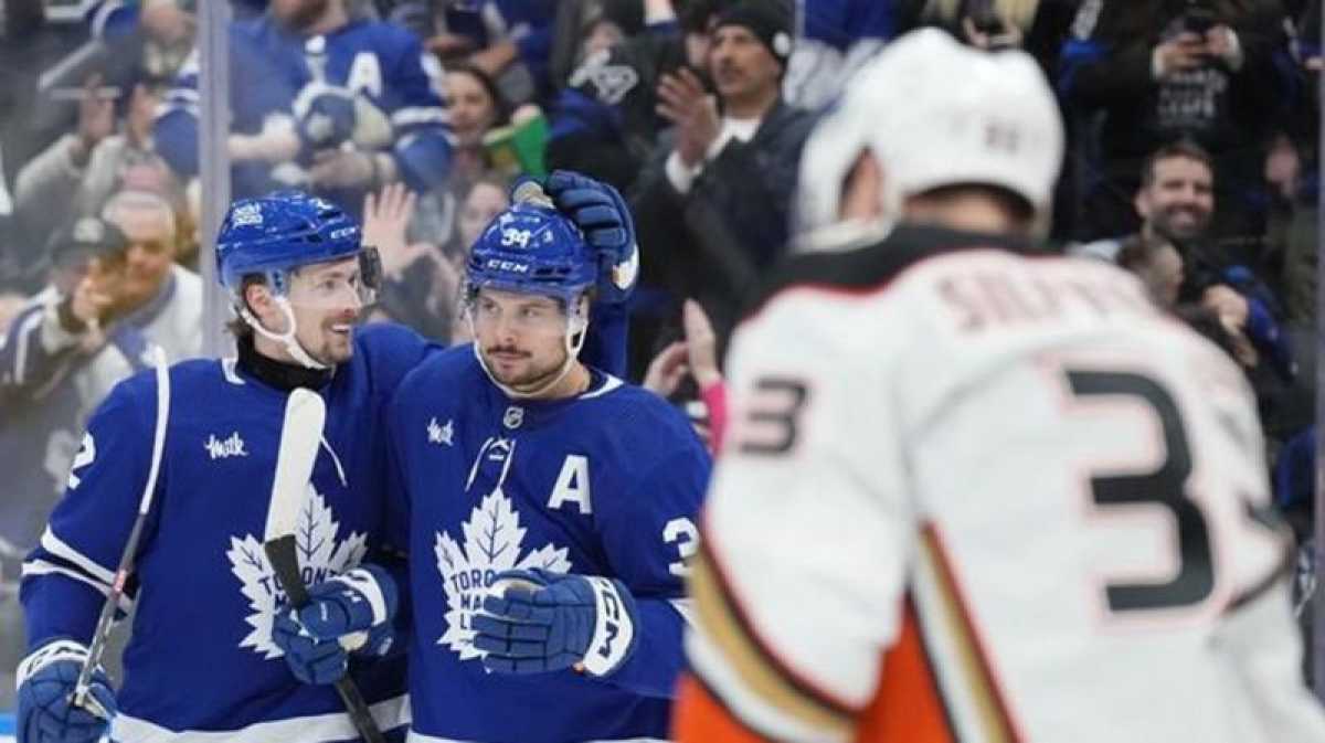 Auston Matthews Leads Toronto Maple Leafs To Victory Against Anaheim Ducks With Impressive Hat Trick