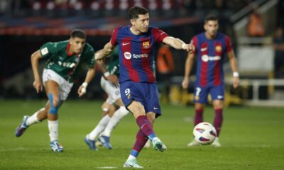 Barcelona Continue La Liga Title Push With Victory Over Alaves