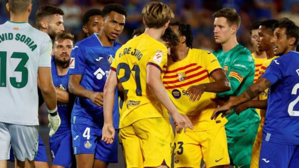 Barcelona Face Getafe Challenge In La Liga Title Pursuit