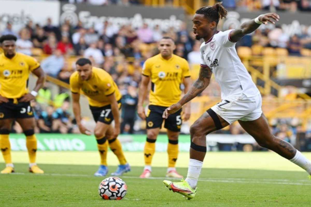 Brentford Edge Wolves At Molineux In Tight Encounter