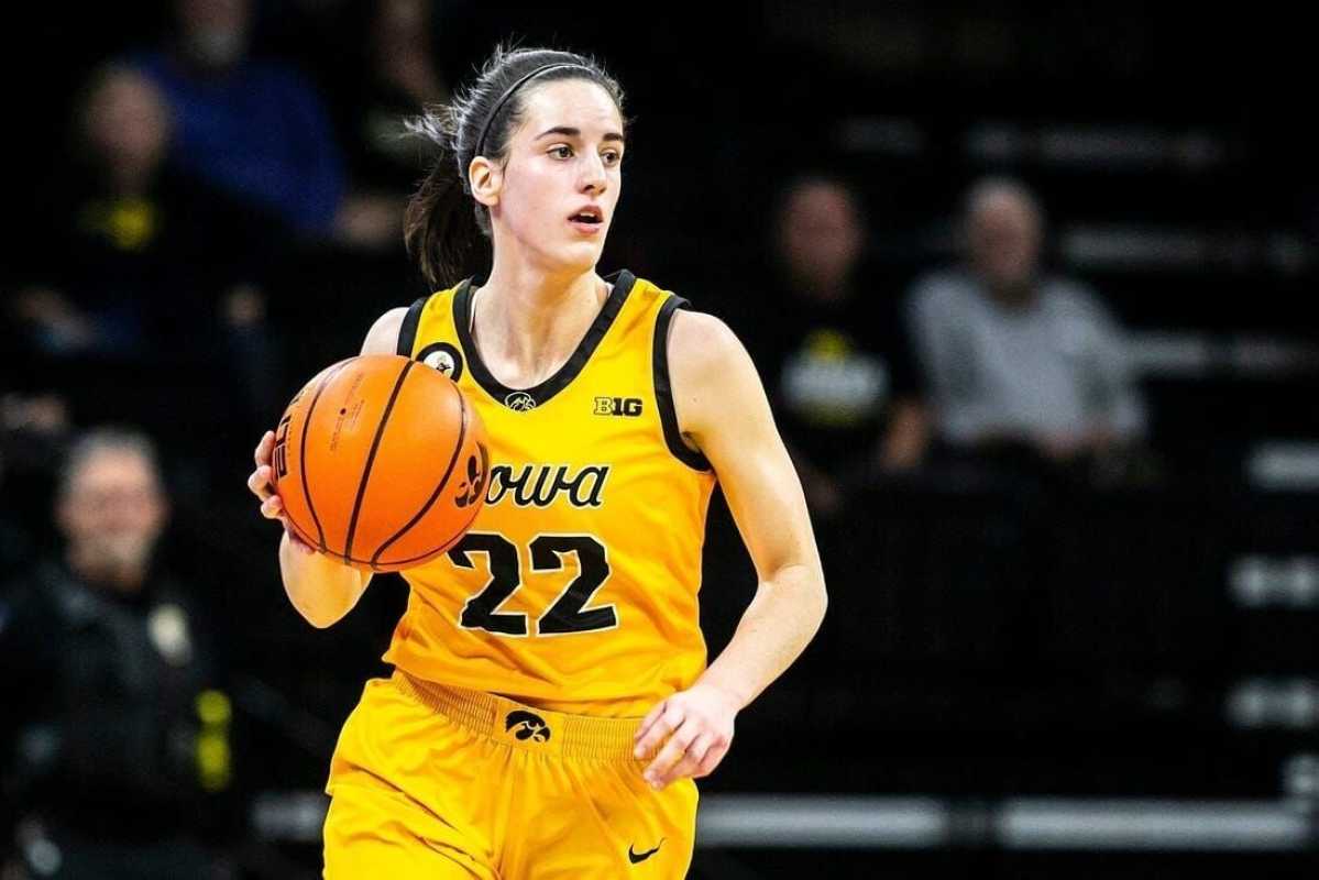 Caitlin Clark On The Verge Of Breaking Ncaa Women's Basketball Scoring Record, Sparks Business Boom