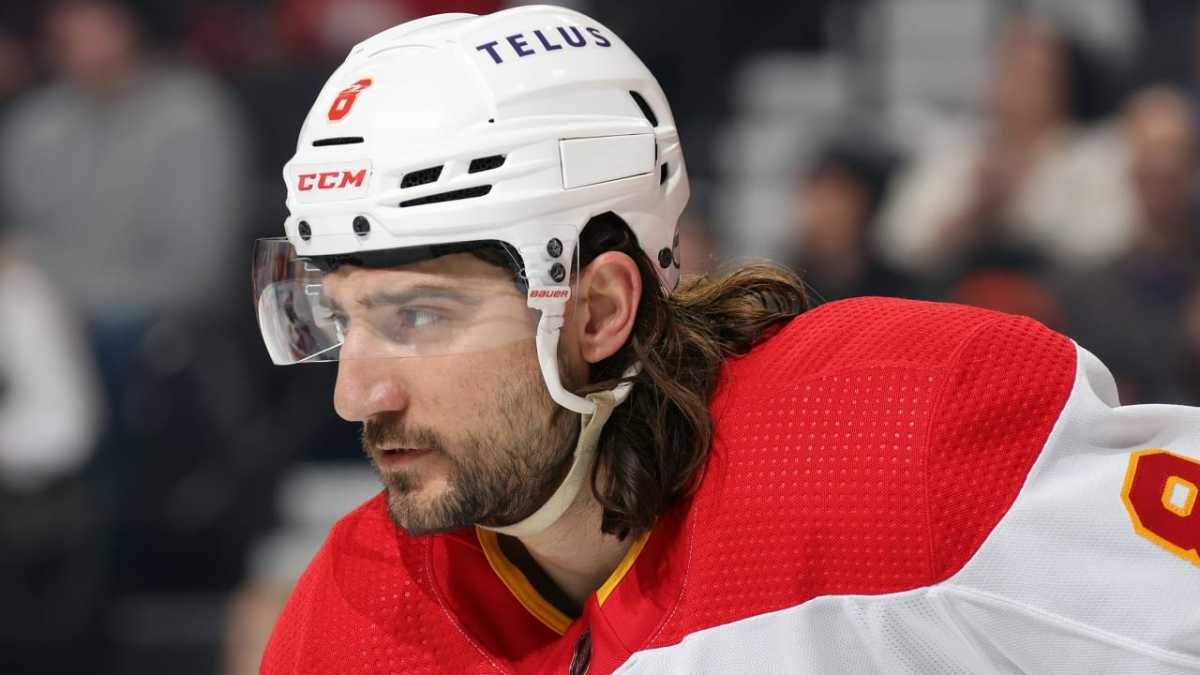 Calgary Flames Trade Chris Tanev For Artem Grushnikov, Draft Picks In Three Way Deal