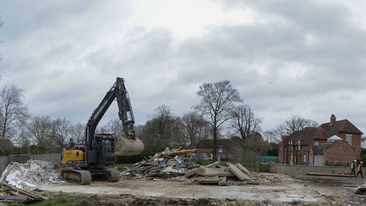 Captain Tom's Daughter's Unauthorised Spa Demolished