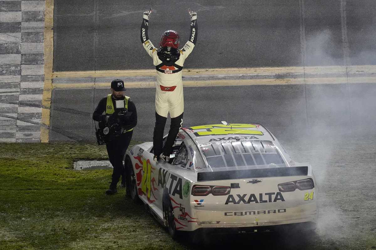 Controversy Surrounds William Byron's Daytona 500 Win After Late Race Caution