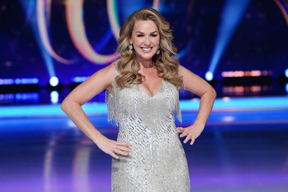 Coronation Street Star Claire Sweeney Eliminated From Dancing On Ice