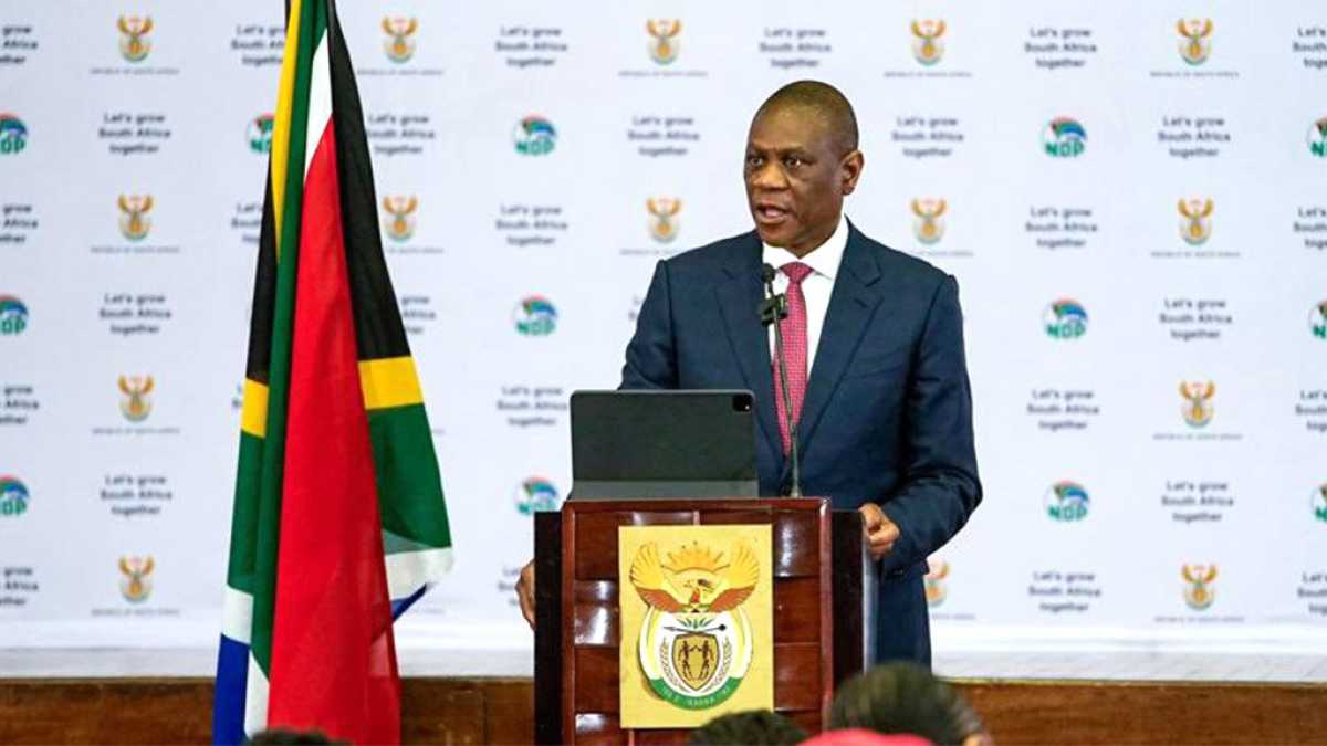 Da Lays Criminal Charges Against Deputy President Paul Mashatile Over Corruption Allegations