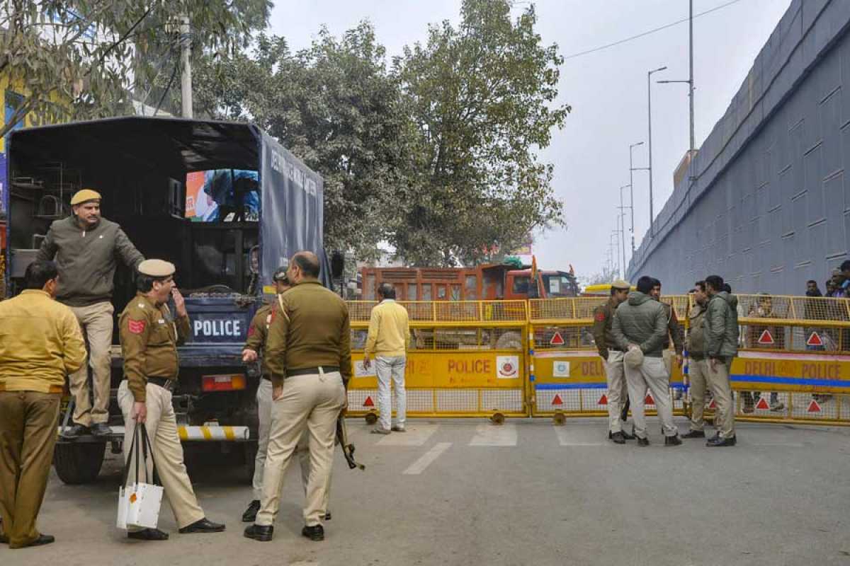 Delhi Police Imposes Section 144 Ahead Of Farmers' March