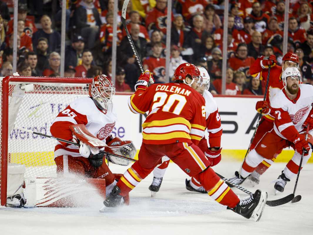 Detroit Red Wings To Face Calgary Flames In Road Battle