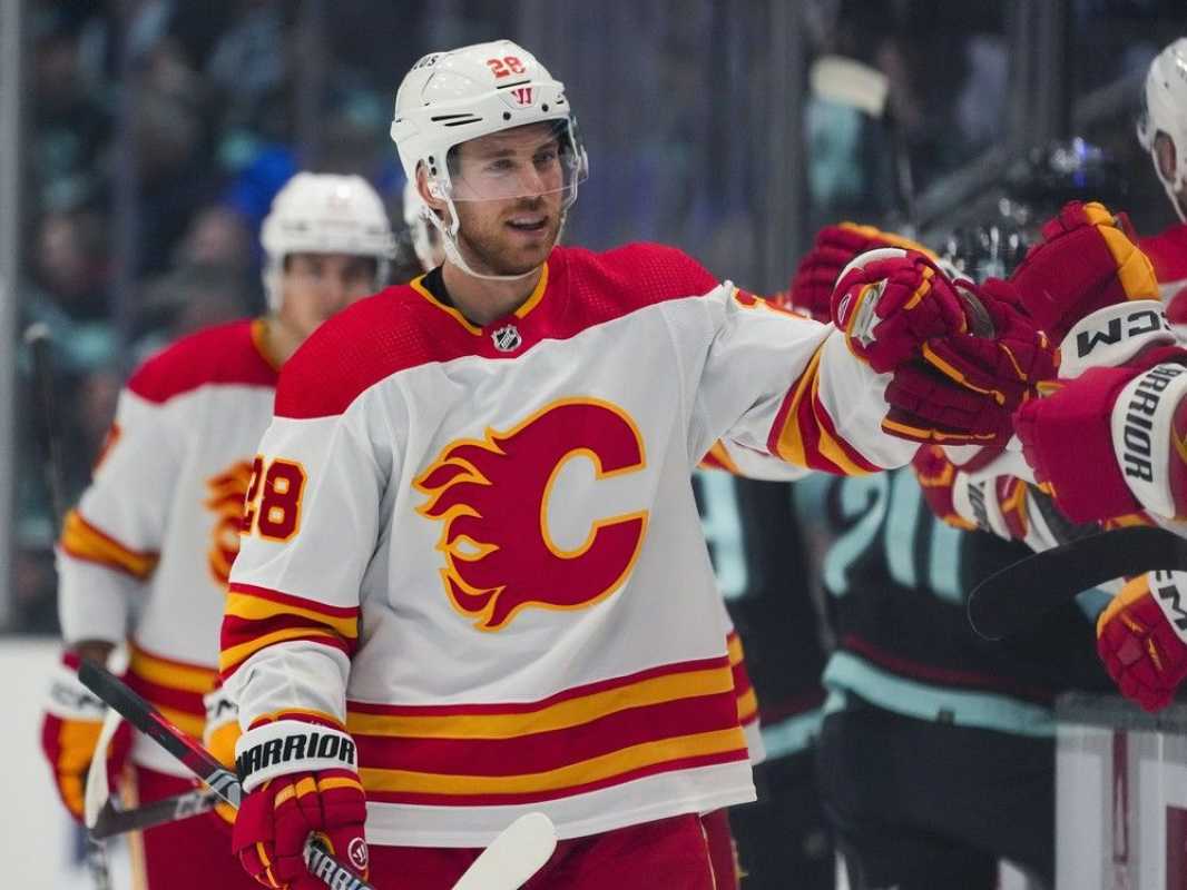 Elias Lindholm Represents Flames At Nhl All Star Game In Toronto