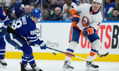 Engvall And Maclean Lead Islanders To Victory In Toronto