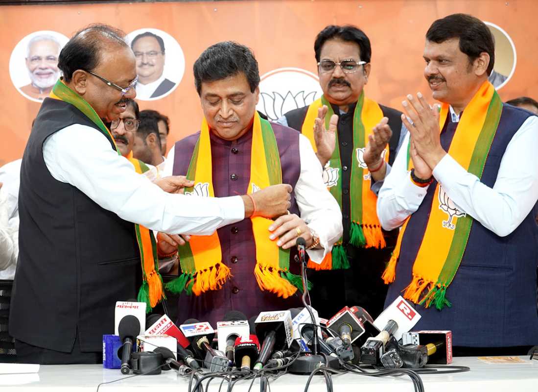 Former Maharashtra Chief Minister Ashok Chavan Joins Bjp, Cites Better Prospects