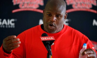 Former Nfl Assistant Coach Eric Bieniemy Joins Ucla As Offensive Coordinator And Associate Head Coach